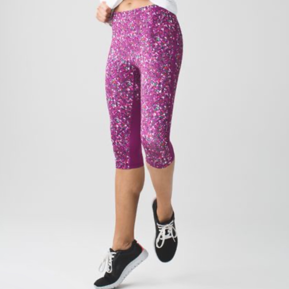 Lululemon Real Quick Crop Paradise Camo Legging Regal Plum Abstract‎ Print Sz 10